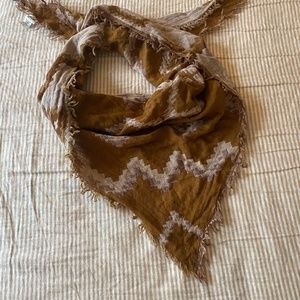 Wilfred Diamond Mosaic Triangle Scarf 100% Wool Camel Brown